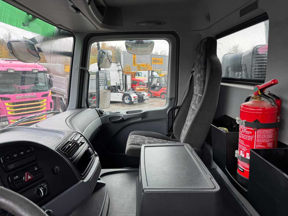 Kipper vrachtwagen MERCEDES Actros 3246 8x4 Moser: afbeelding 15