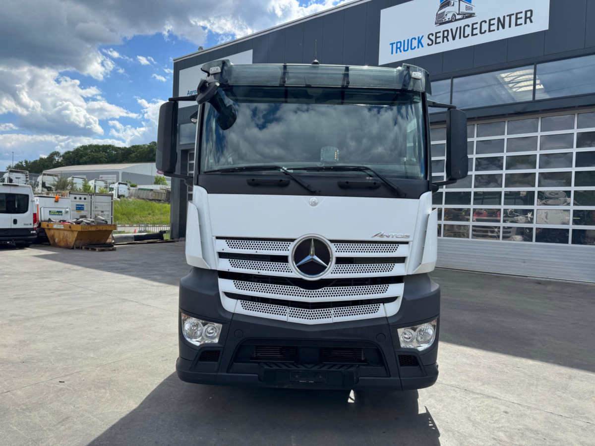 MERCEDES Antos 1851 4x2 - Chassis vrachtwagen: afbeelding 2 MERCEDES Antos 1851 4x2 - Chassis vrachtwagen: afbeelding 2