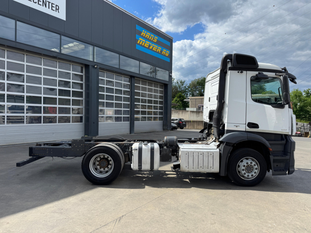 MERCEDES Antos 1851 4x2 - Chassis vrachtwagen: afbeelding 4 MERCEDES Antos 1851 4x2 - Chassis vrachtwagen: afbeelding 4