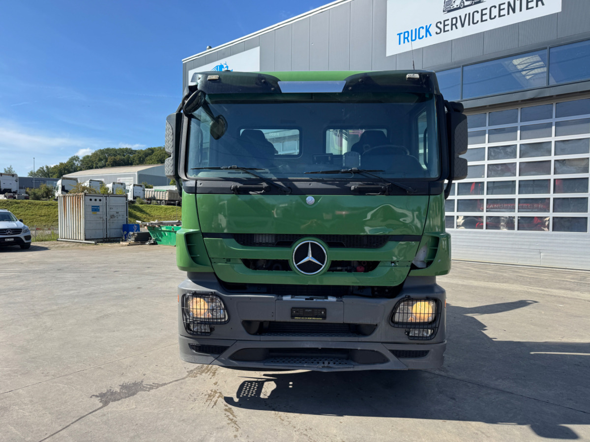 MERCEDES BENZ ACTROS 4448 - Haakarmsysteem vrachtwagen: afbeelding 2 MERCEDES BENZ ACTROS 4448 - Haakarmsysteem vrachtwagen: afbeelding 2