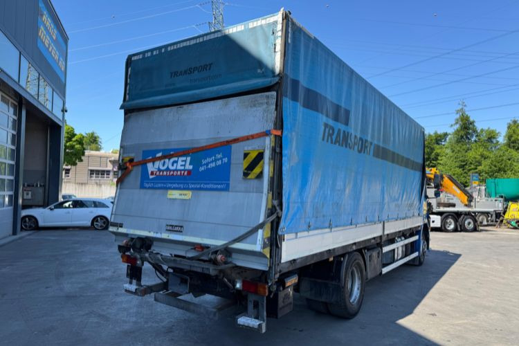 Mercedes-Benz Axor 1833 4x2 - Schuifzeilen vrachtwagen: afbeelding 5 Mercedes-Benz Axor 1833 4x2 - Schuifzeilen vrachtwagen: afbeelding 5