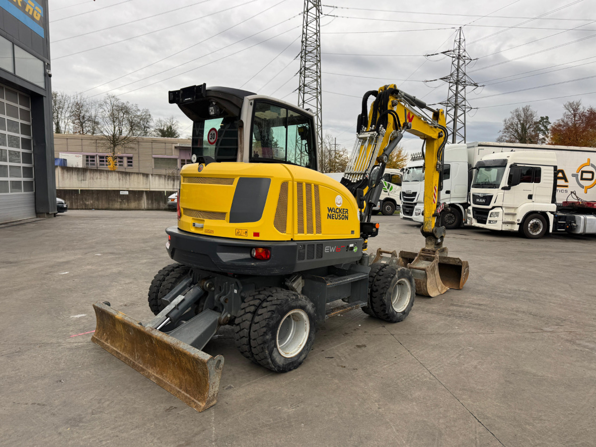 NEUSON EW65 E14-2 Powertilt 3x Schaufeln - Mobiele graafmachine: afbeelding 4 NEUSON EW65 E14-2 Powertilt 3x Schaufeln - Mobiele graafmachine: afbeelding 4