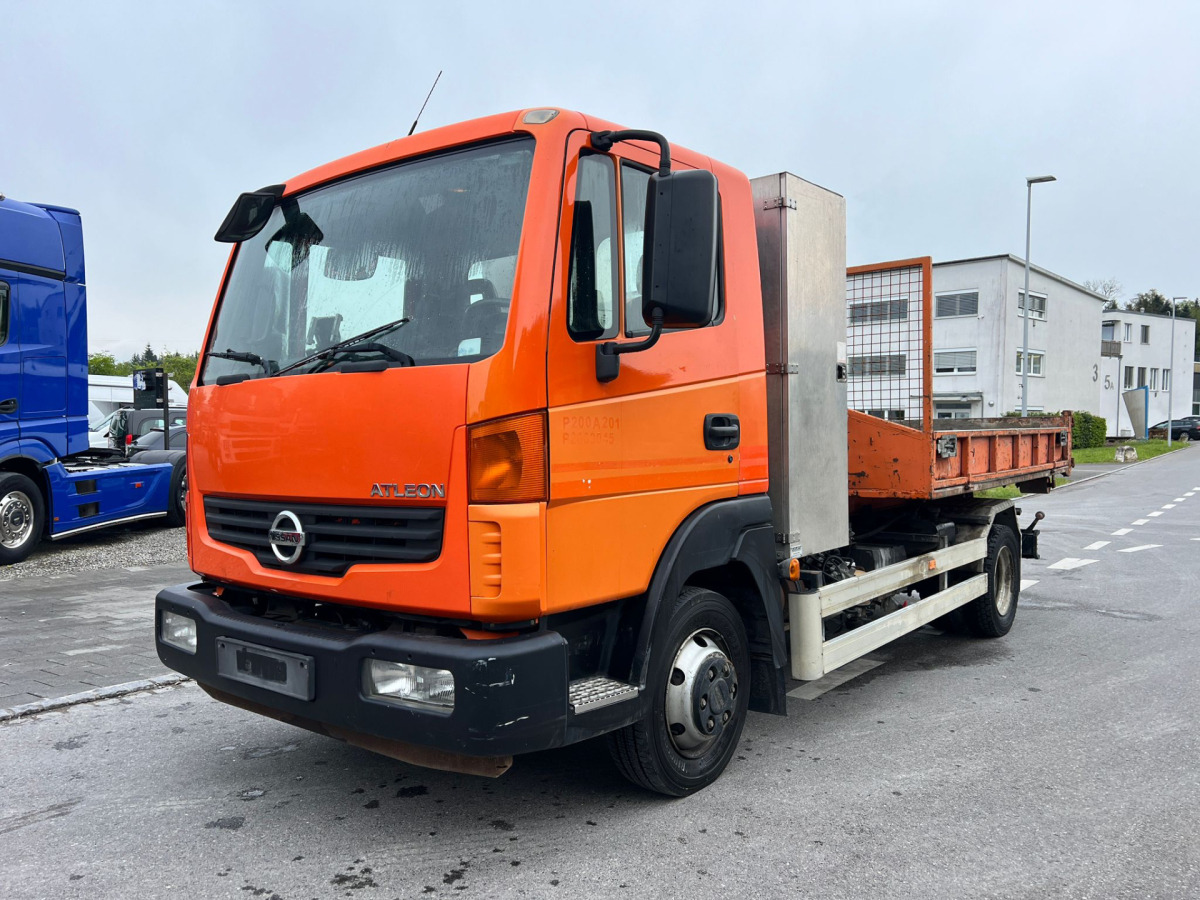 NISSAN Atleon 80.19 4x2 Hooklift - Haakarmsysteem vrachtwagen: afbeelding 2 NISSAN Atleon 80.19 4x2 Hooklift - Haakarmsysteem vrachtwagen: afbeelding 2