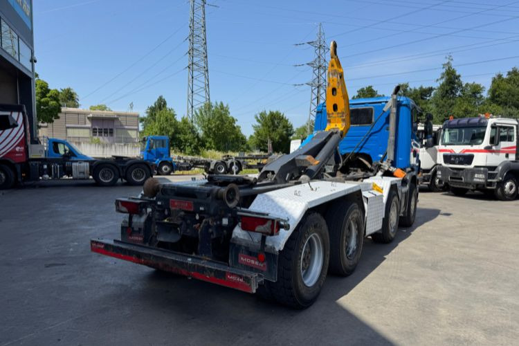 Scania G440 8x4 Moser - Haakarmsysteem vrachtwagen: afbeelding 5 Scania G440 8x4 Moser - Haakarmsysteem vrachtwagen: afbeelding 5