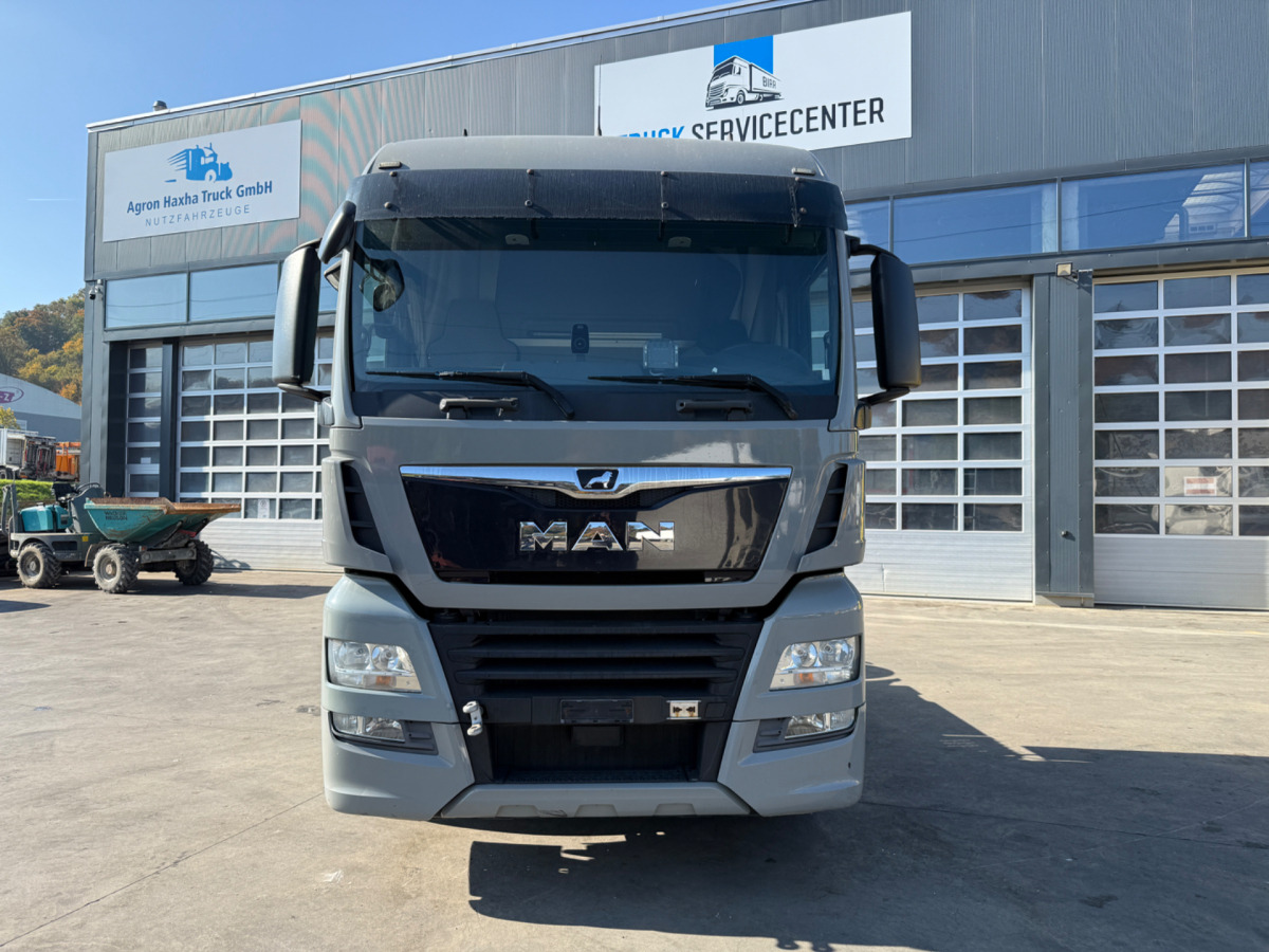 MAN TGX 18.500 4x2 (Engine defect) - Trekker: afbeelding 2 MAN TGX 18.500 4x2 (Engine defect) - Trekker: afbeelding 2