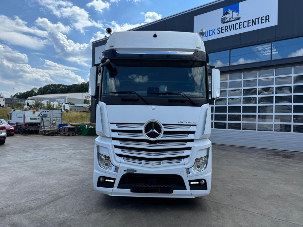 MERCEDES Actros 1853 4x2 - Trekker: afbeelding 2 MERCEDES Actros 1853 4x2 - Trekker: afbeelding 2