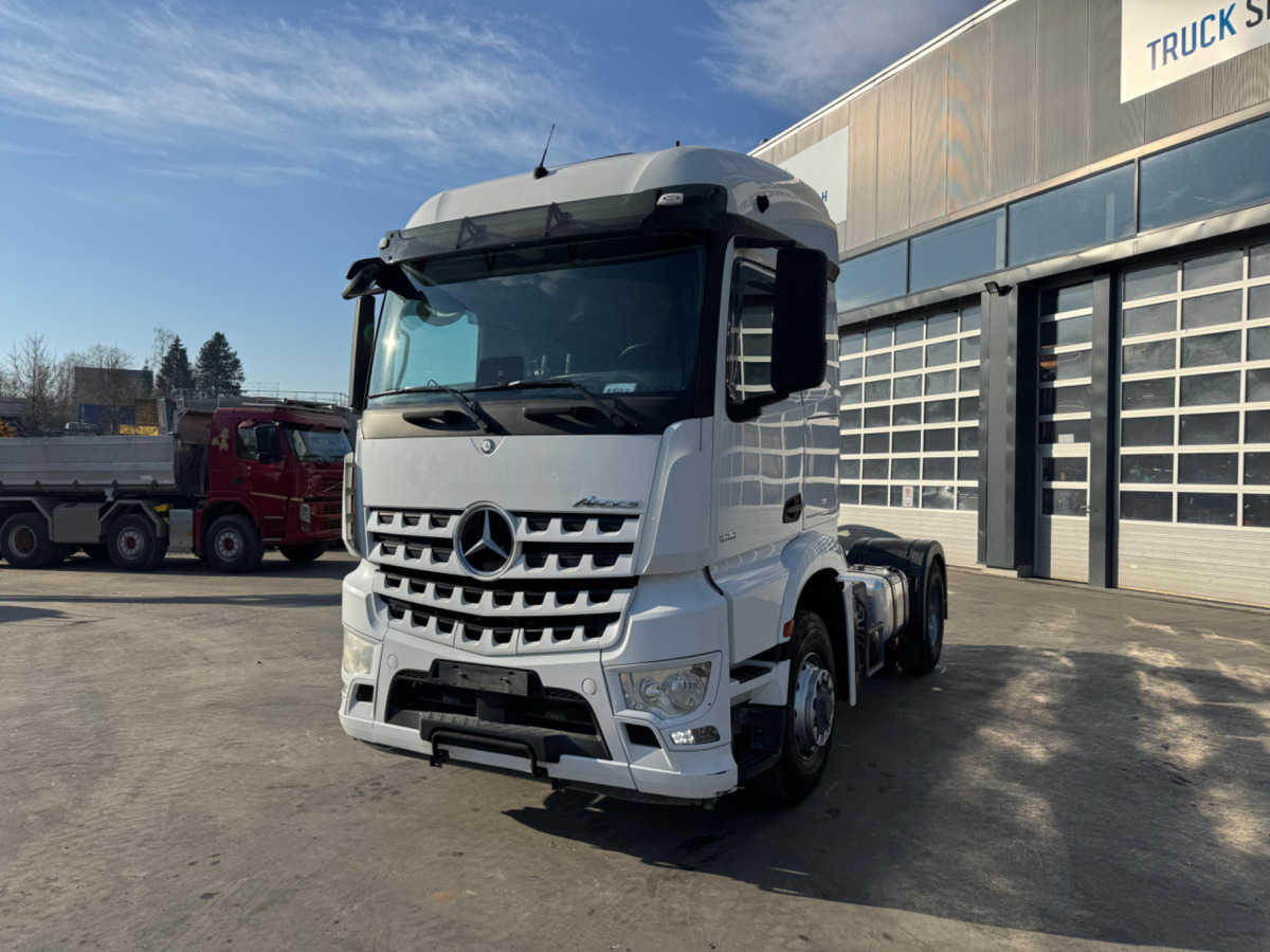 MERCEDES Arocs 1851 4x4H Kipphydraulik - Trekker: afbeelding 1 MERCEDES Arocs 1851 4x4H Kipphydraulik - Trekker: afbeelding 1
