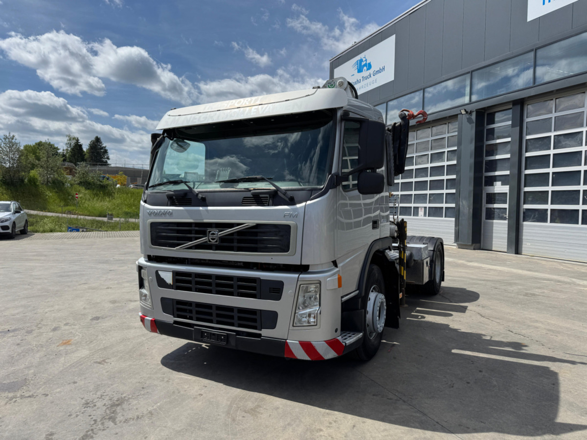 VOLVO FM-400 4x2 Bonfiglioli 15000-4 - Kraanwagen: afbeelding 2 VOLVO FM-400 4x2 Bonfiglioli 15000-4 - Kraanwagen: afbeelding 2