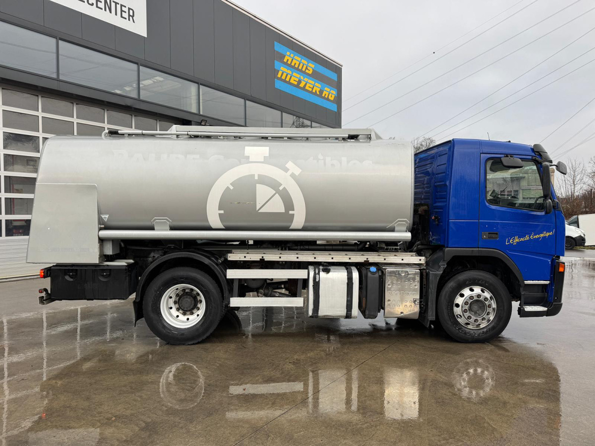VOLVO FM-440 4x2 Tankwagen 13'500L - Tankwagen: afbeelding 4 VOLVO FM-440 4x2 Tankwagen 13'500L - Tankwagen: afbeelding 4