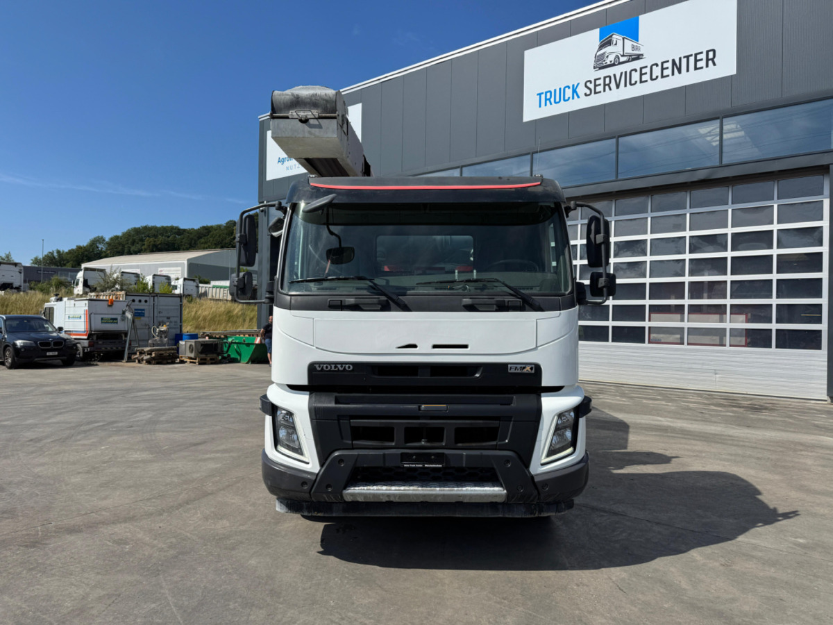 VOLVO FMX-420 8x4 Liebherr 9m3 mit FB 17M - Betonmixer: afbeelding 2 VOLVO FMX-420 8x4 Liebherr 9m3 mit FB 17M - Betonmixer: afbeelding 2
