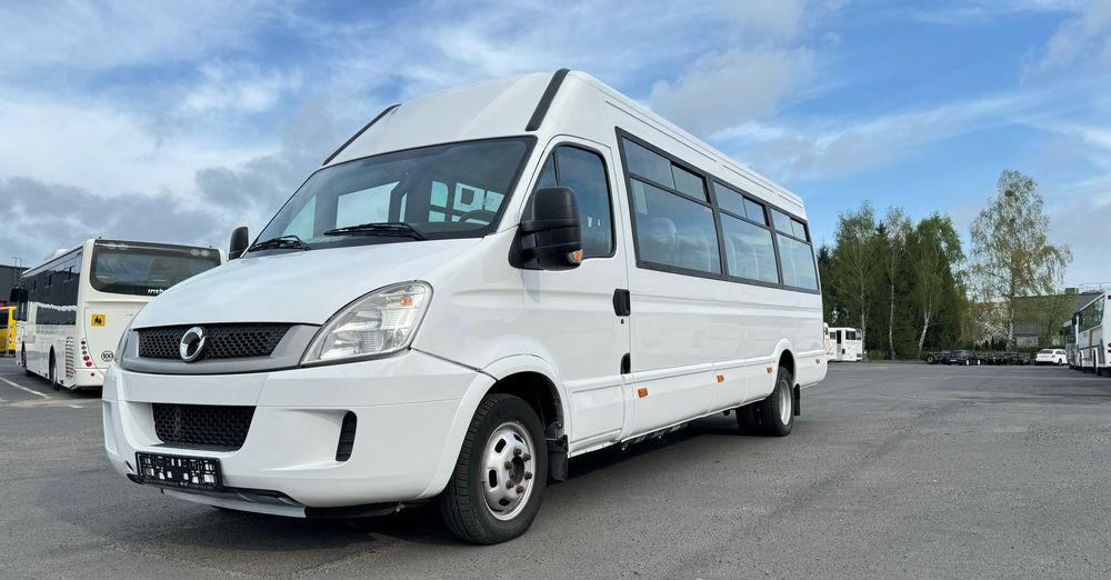 Irisbus Iveco Daily / 23 miejsca / Cena 87000 zł netto - Andere machine: afbeelding 2 Irisbus Iveco Daily / 23 miejsca / Cena 87000 zł netto - Andere machine: afbeelding 2