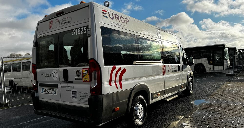 Fiat Ducato / 17 miejsc / EURO 6/ IGŁA !!!/ Cena:74000 zł netto - Minibus, Personenvervoer: afbeelding 2 Fiat Ducato / 17 miejsc / EURO 6/ IGŁA !!!/ Cena:74000 zł netto - Minibus, Personenvervoer: afbeelding 2
