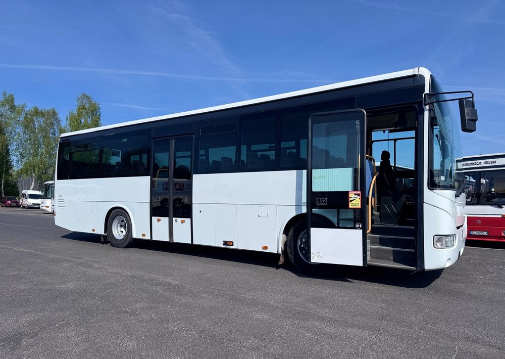 Irisbus KRÓTKI 10,5 metra /Crossway / 46 miejsc/ CENA: 89000zł netto - Streekbus: afbeelding 1 Irisbus KRÓTKI 10,5 metra /Crossway / 46 miejsc/ CENA: 89000zł netto - Streekbus: afbeelding 1