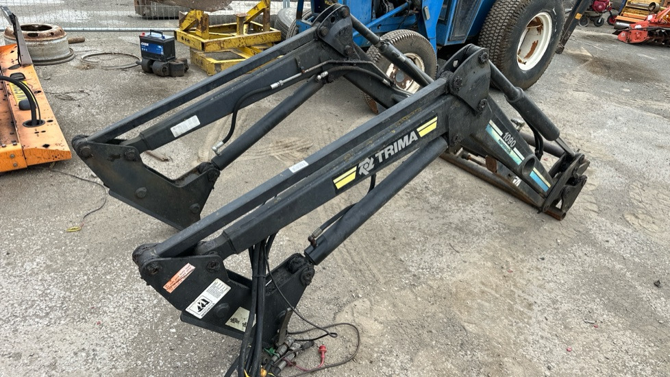 1090 PROFESSIONAL, PARALLEL LINKAGE, FORE END LOADER BOOM, EURO 8 CRA - Voorlader voor tractor: afbeelding 1 1090 PROFESSIONAL, PARALLEL LINKAGE, FORE END LOADER BOOM, EURO 8 CRA - Voorlader voor tractor: afbeelding 1