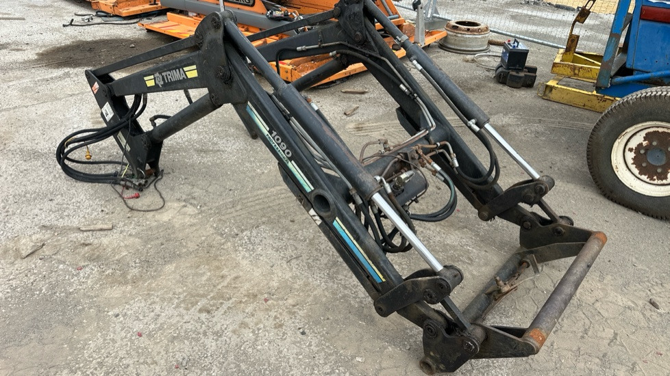 1090 PROFESSIONAL, PARALLEL LINKAGE, FORE END LOADER BOOM, EURO 8 CRA - Voorlader voor tractor: afbeelding 2 1090 PROFESSIONAL, PARALLEL LINKAGE, FORE END LOADER BOOM, EURO 8 CRA - Voorlader voor tractor: afbeelding 2