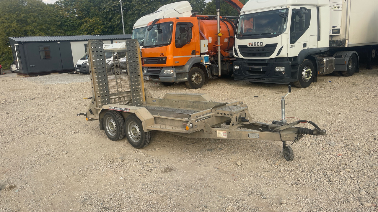 BRIAN JAMES CARGO DIGGER T-02-T - Machinetransporter: afbeelding 1 BRIAN JAMES CARGO DIGGER T-02-T - Machinetransporter: afbeelding 1