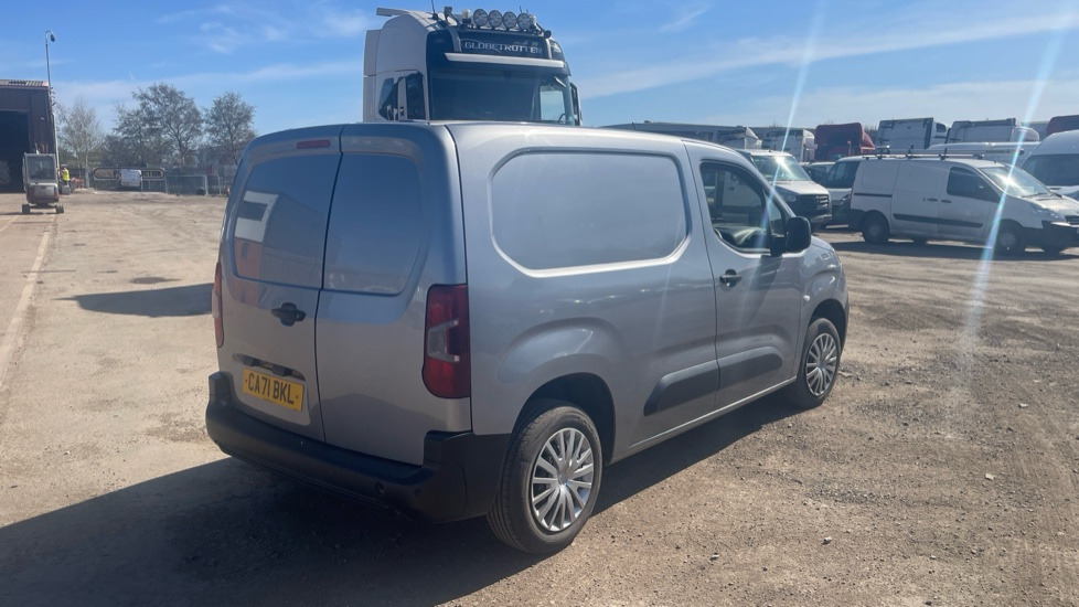 CITROEN BERLINGO 1.5 BlueHDi 650Kg Enterprise Pro 75ps - Gesloten bestelwagen: afbeelding 5 CITROEN BERLINGO 1.5 BlueHDi 650Kg Enterprise Pro 75ps - Gesloten bestelwagen: afbeelding 5