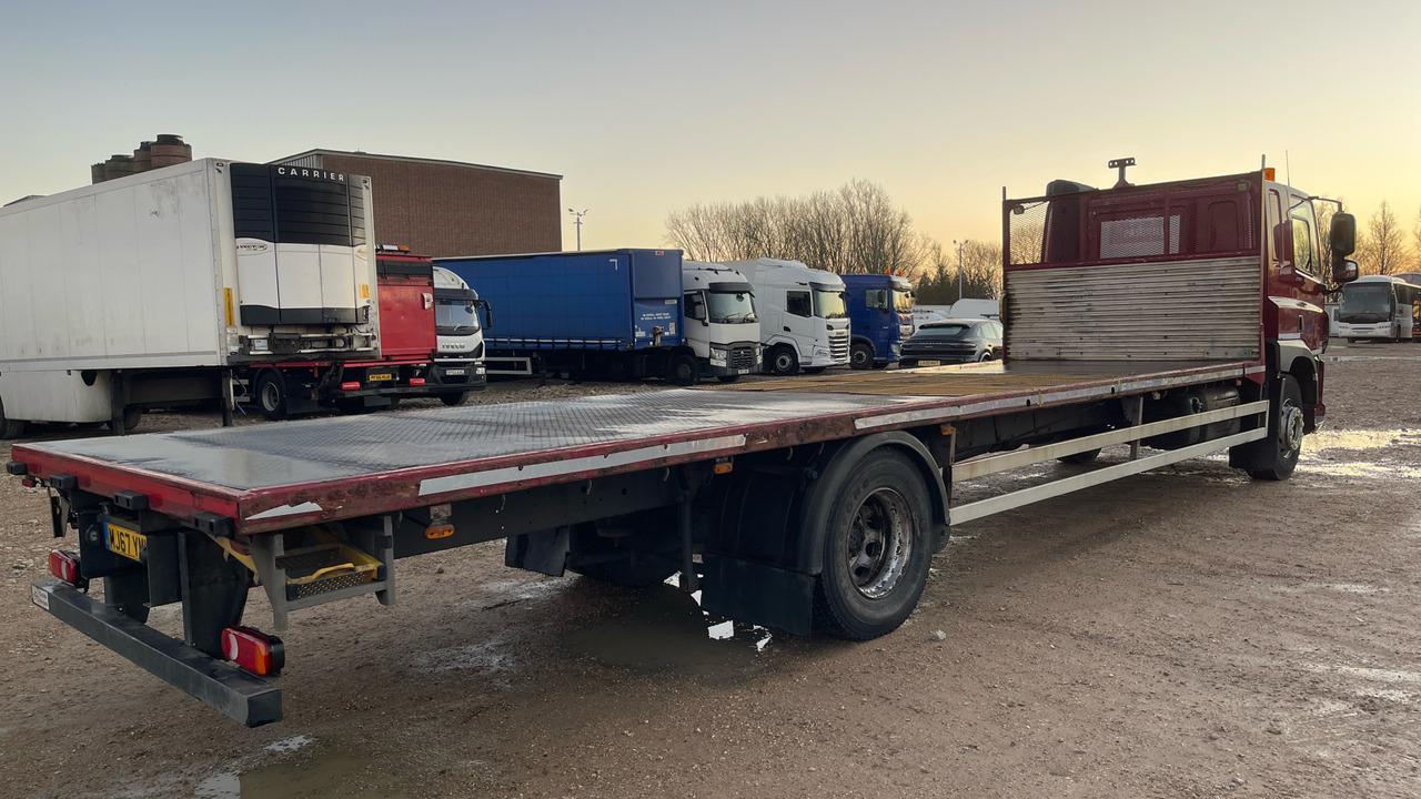DAF CF 230 - Vrachtwagen met open laadbak: afbeelding 4 DAF CF 230 - Vrachtwagen met open laadbak: afbeelding 4
