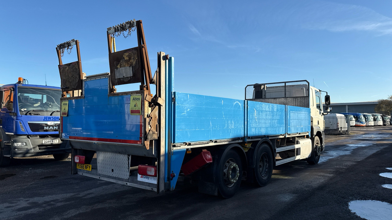 DAF CF 330 - Vrachtwagen met open laadbak: afbeelding 4 DAF CF 330 - Vrachtwagen met open laadbak: afbeelding 4