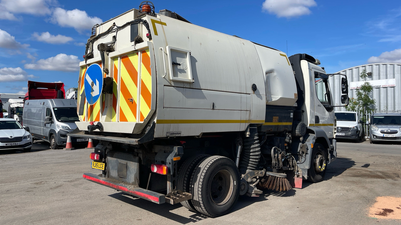 DAF LF 220 - Veegwagen: afbeelding 4 DAF LF 220 - Veegwagen: afbeelding 4