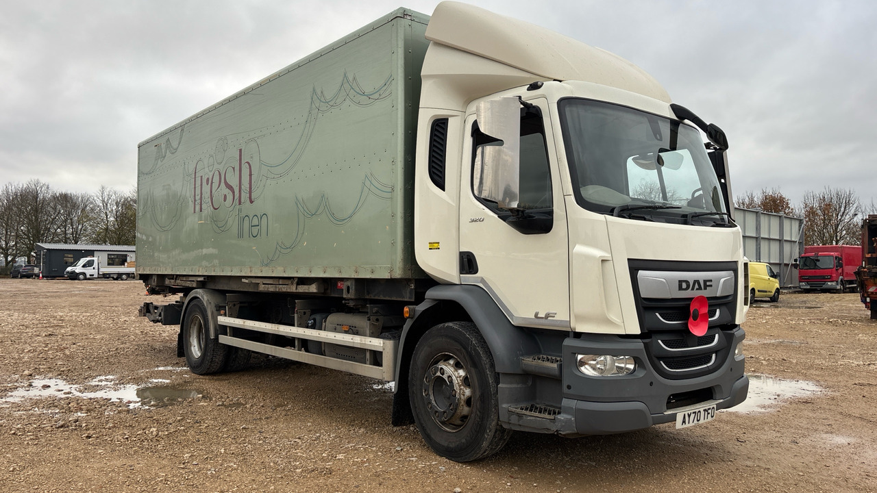 DAF LF 320 - Bakwagen: afbeelding 1 DAF LF 320 - Bakwagen: afbeelding 1