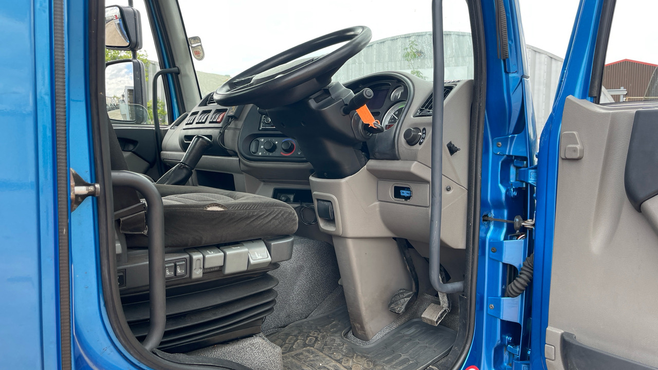 DAF LF 45.210 - Vrachtwagen met open laadbak, Kraanwagen: afbeelding 5 DAF LF 45.210 - Vrachtwagen met open laadbak, Kraanwagen: afbeelding 5