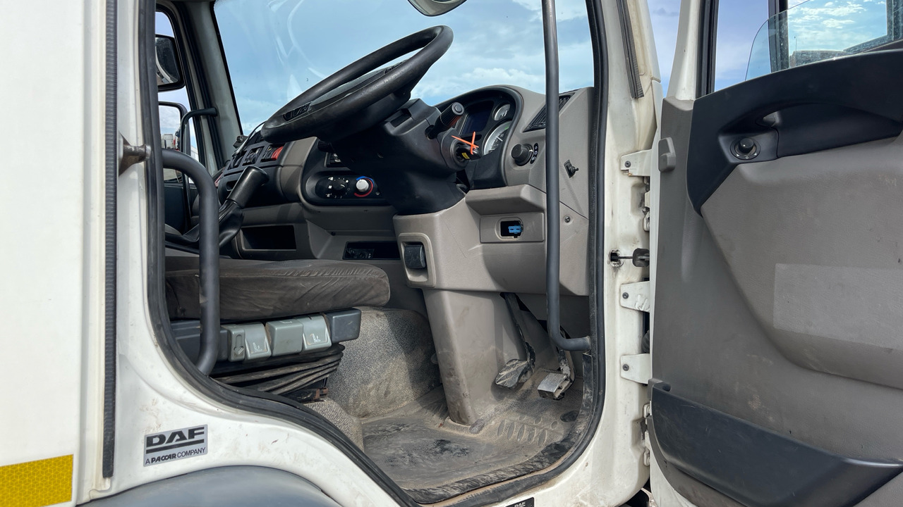 DAF LF 55.220 - Vacuümwagen: afbeelding 5 DAF LF 55.220 - Vacuümwagen: afbeelding 5