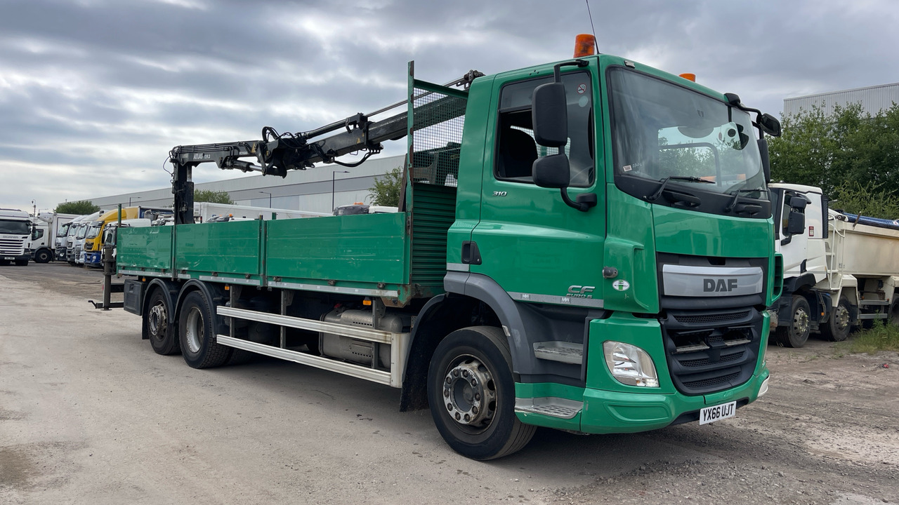 Daf CF 310 - Vrachtwagen met open laadbak, Kraanwagen: afbeelding 1 Daf CF 310 - Vrachtwagen met open laadbak, Kraanwagen: afbeelding 1