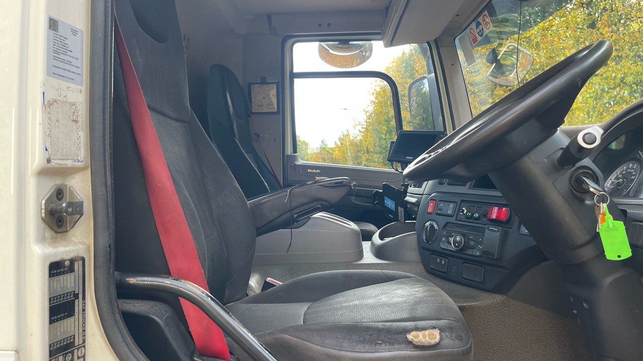 Daf CF 410 - Vrachtwagen met open laadbak: afbeelding 5 Daf CF 410 - Vrachtwagen met open laadbak: afbeelding 5