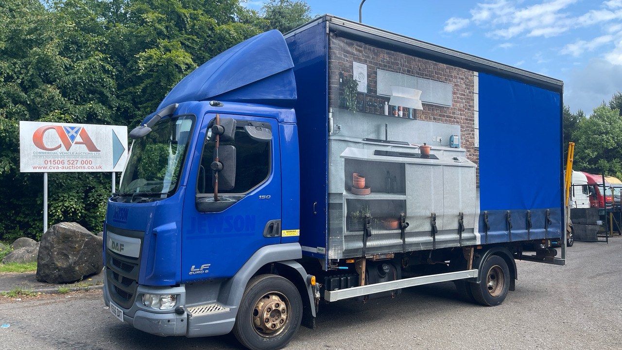 Daf LF 150 - Schuifzeilen vrachtwagen: afbeelding 2 Daf LF 150 - Schuifzeilen vrachtwagen: afbeelding 2