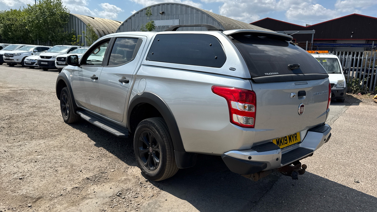 FIAT FULLBACK 2.4 CROSS - Pick-up, Bestelwagen met dubbele cabine: afbeelding 3 FIAT FULLBACK 2.4 CROSS - Pick-up, Bestelwagen met dubbele cabine: afbeelding 3