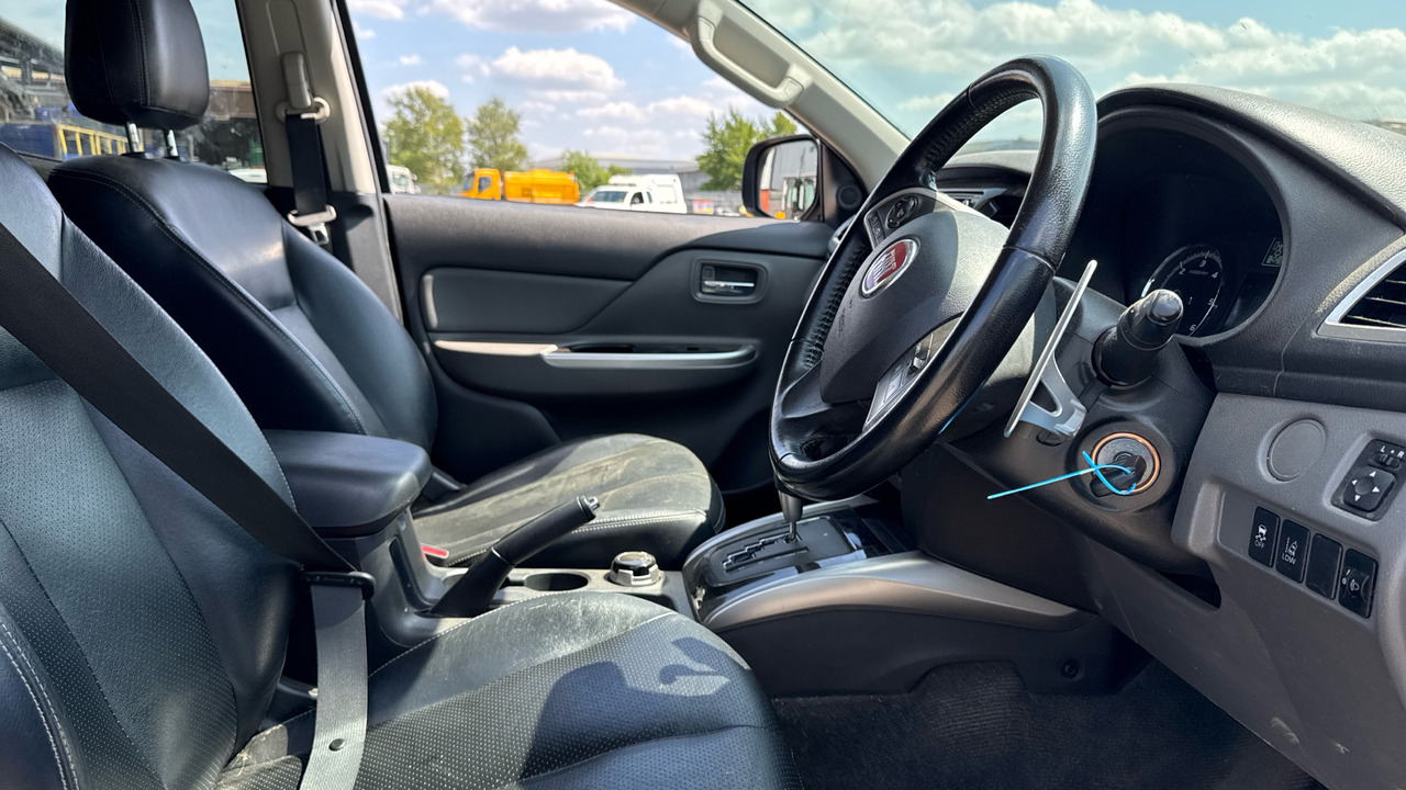 FIAT FULLBACK 2.4 CROSS - Pick-up, Bestelwagen met dubbele cabine: afbeelding 5 FIAT FULLBACK 2.4 CROSS - Pick-up, Bestelwagen met dubbele cabine: afbeelding 5