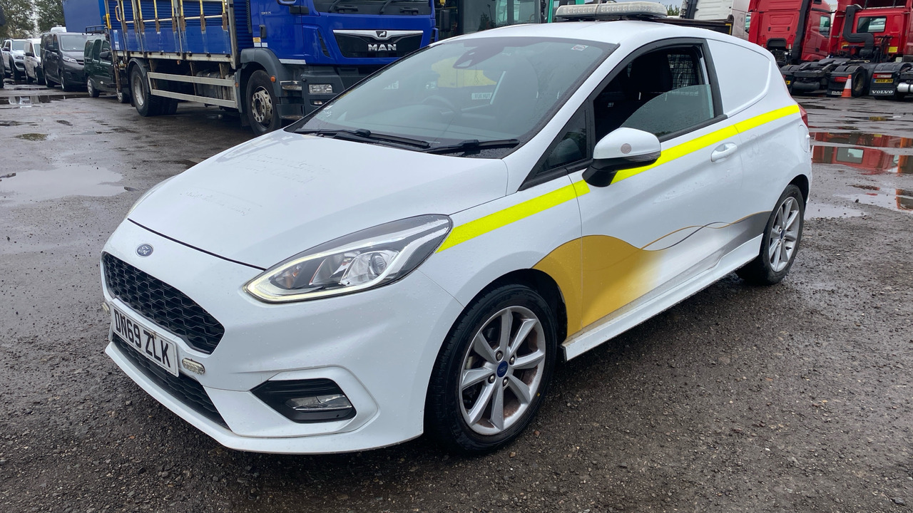 FORD FIESTA 1.5 TDCI 85PS - Personenwagen: afbeelding 2 FORD FIESTA 1.5 TDCI 85PS - Personenwagen: afbeelding 2