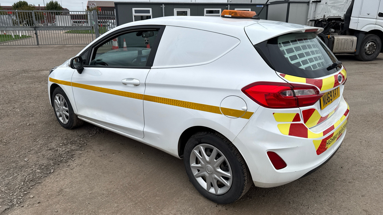 FORD FIESTA 1.5 TDCi - Personenwagen: afbeelding 3 FORD FIESTA 1.5 TDCi - Personenwagen: afbeelding 3