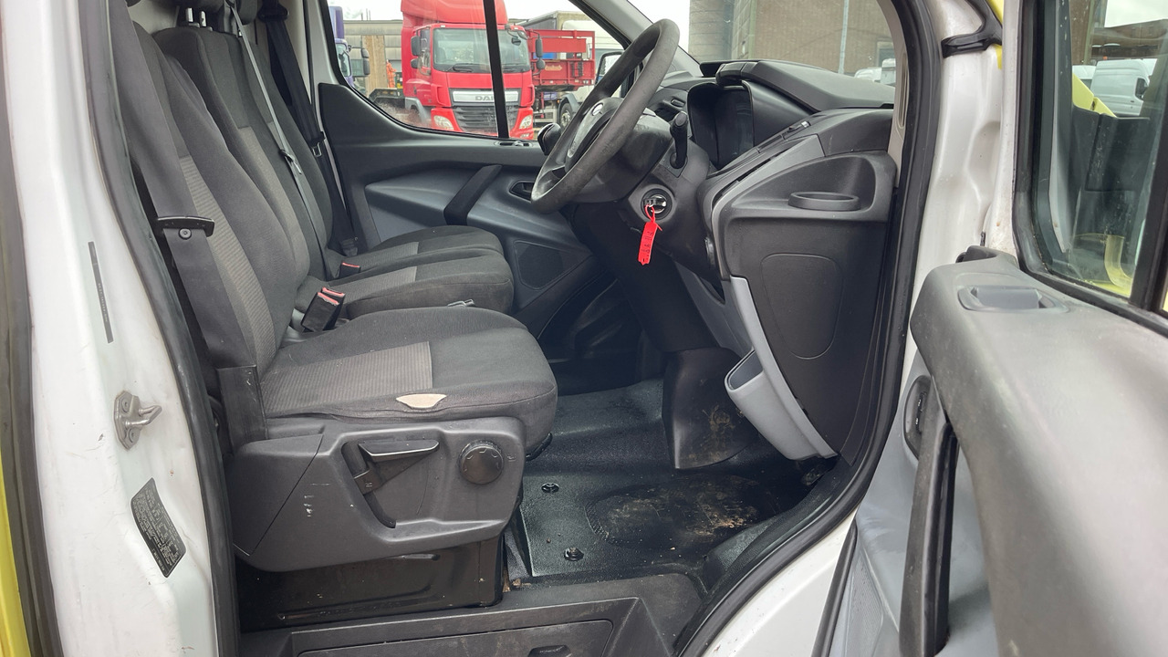 FORD TRANSIT CUSTOM 290 2.2 TDCI 125PS - Kleine bestelwagen: afbeelding 5 FORD TRANSIT CUSTOM 290 2.2 TDCI 125PS - Kleine bestelwagen: afbeelding 5
