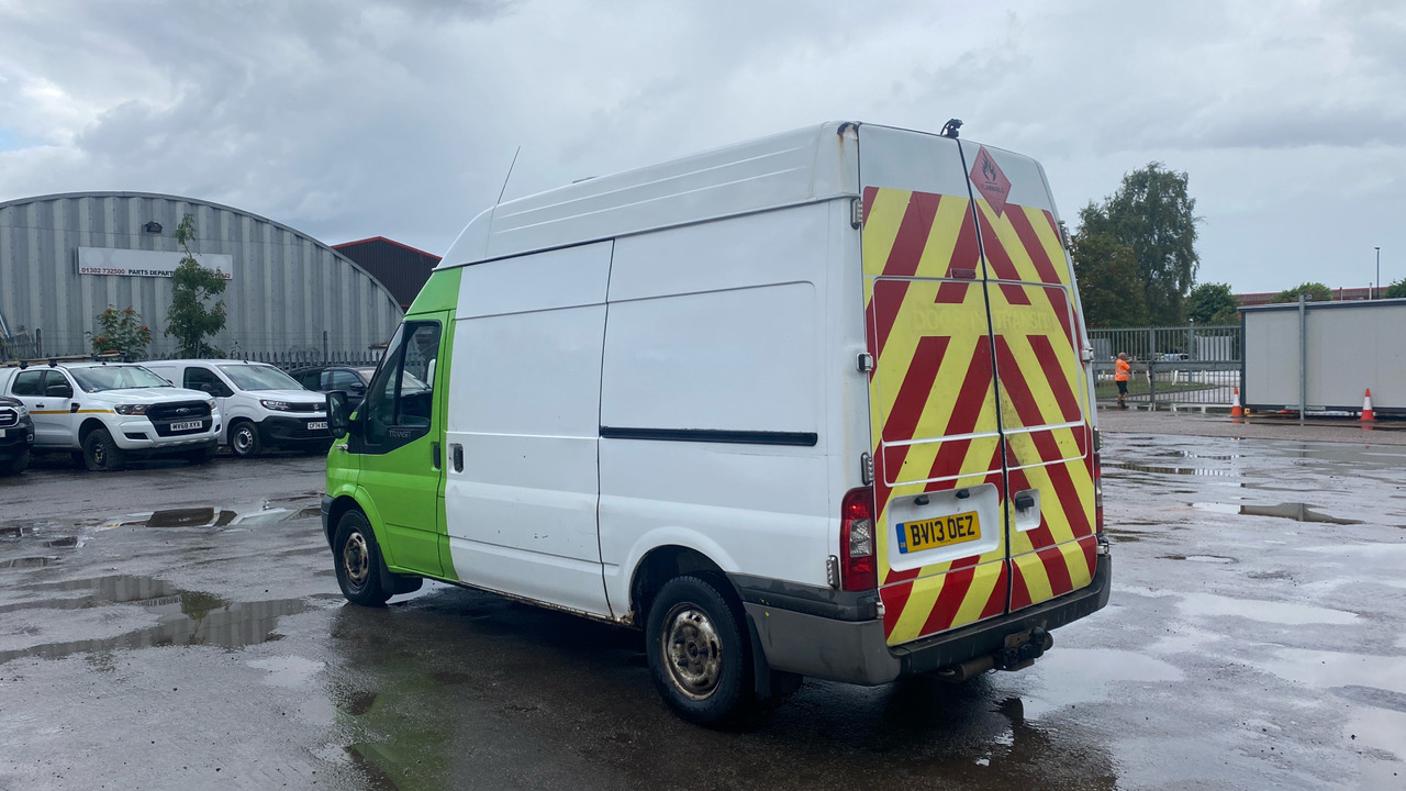 FORD TRANSIT T300 TDCi 125ps - Kleine bestelwagen: afbeelding 3 FORD TRANSIT T300 TDCi 125ps - Kleine bestelwagen: afbeelding 3