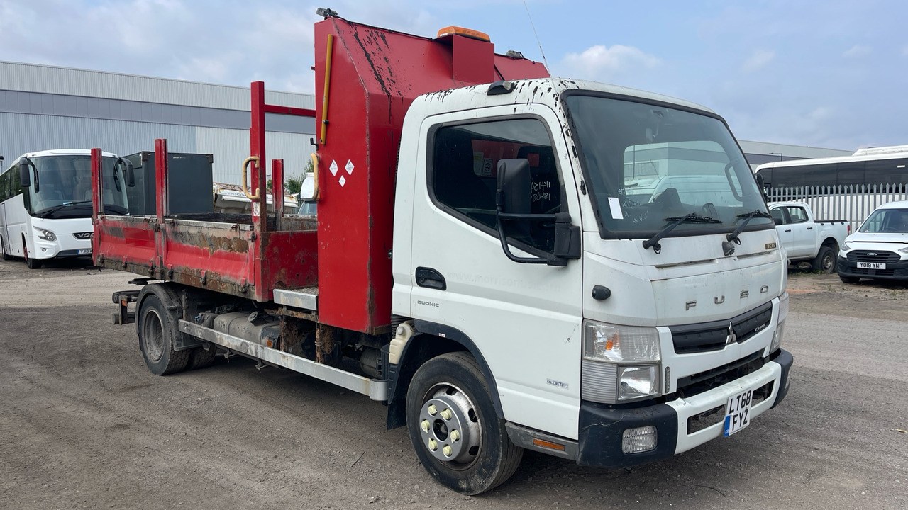FUSO CANTER 7-150 - Kipper vrachtwagen: afbeelding 2 FUSO CANTER 7-150 - Kipper vrachtwagen: afbeelding 2