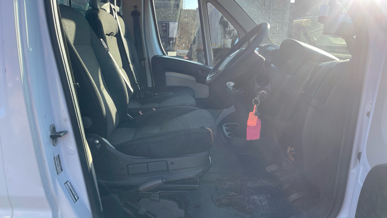 Fiat Ducato 35 35 MAXI 2.3 MULTIJET 130PS - Bestelwagen open laadbak: afbeelding 5 Fiat Ducato 35 35 MAXI 2.3 MULTIJET 130PS - Bestelwagen open laadbak: afbeelding 5