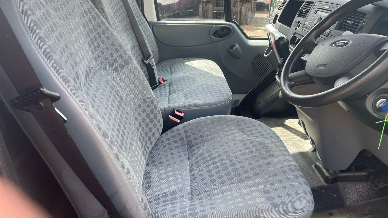 Ford Transit 300 2.2 TDCi 85ps - Kleine bestelwagen: afbeelding 5 Ford Transit 300 2.2 TDCi 85ps - Kleine bestelwagen: afbeelding 5