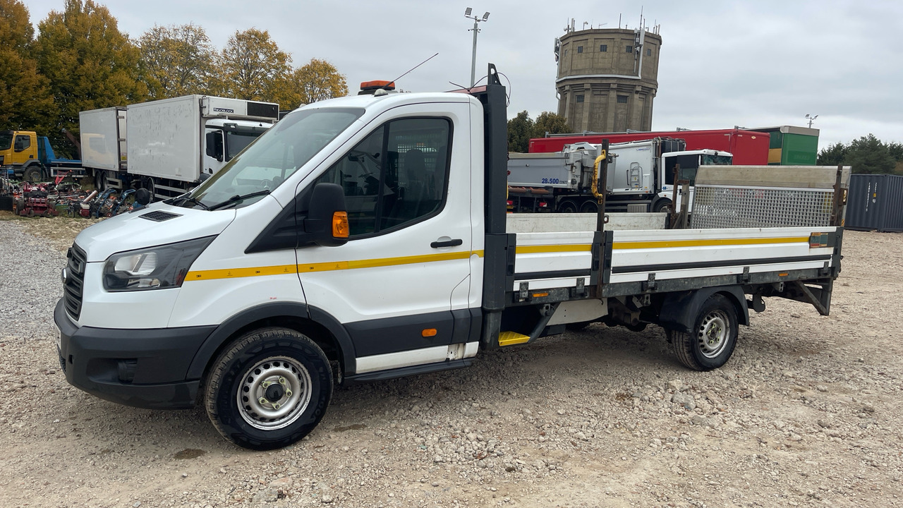 Ford Transit 350 2.0 TDCI 130PS - Bestelwagen open laadbak: afbeelding 2 Ford Transit 350 2.0 TDCI 130PS - Bestelwagen open laadbak: afbeelding 2