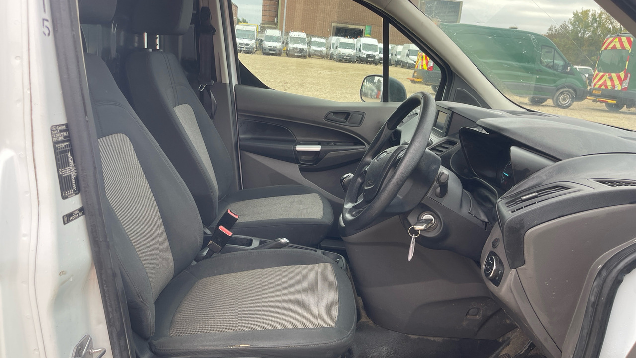 Ford Transit Connect 220 1.5 ECOBLUE 100PS - Kleine bestelwagen: afbeelding 5 Ford Transit Connect 220 1.5 ECOBLUE 100PS - Kleine bestelwagen: afbeelding 5