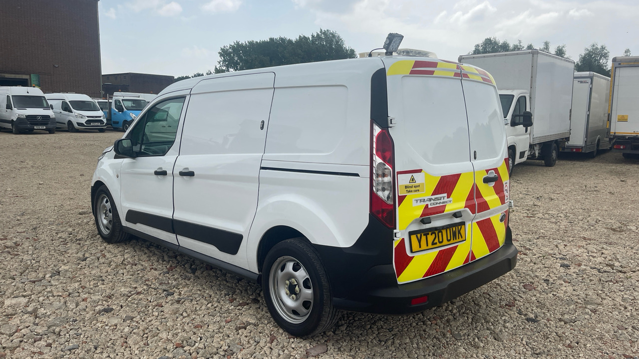 Ford Transit Connect 240 1.5 ECO BLUE 100PS - Kleine bestelwagen: afbeelding 3 Ford Transit Connect 240 1.5 ECO BLUE 100PS - Kleine bestelwagen: afbeelding 3