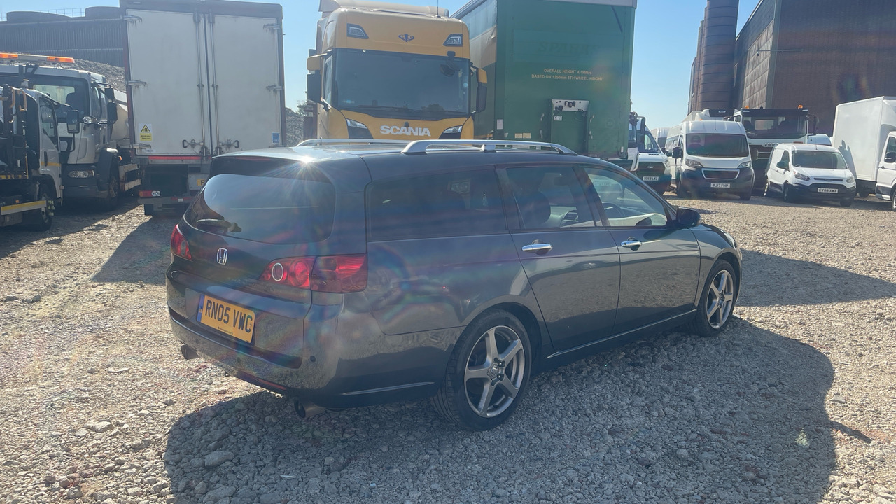 HONDA ACCORD 2.4 I-VTEC - Stationwagen: afbeelding 4 HONDA ACCORD 2.4 I-VTEC - Stationwagen: afbeelding 4