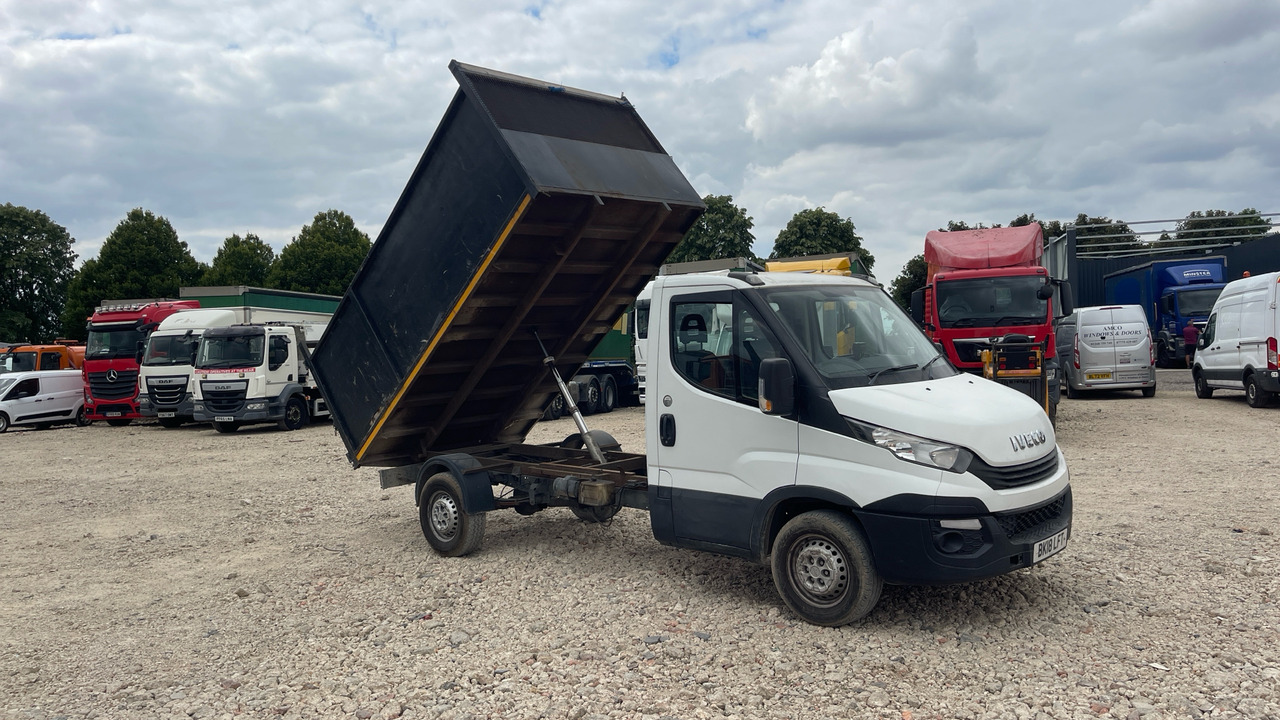 IVECO DAILY 35-140 - Kipper bestelwagen: afbeelding 1 IVECO DAILY 35-140 - Kipper bestelwagen: afbeelding 1