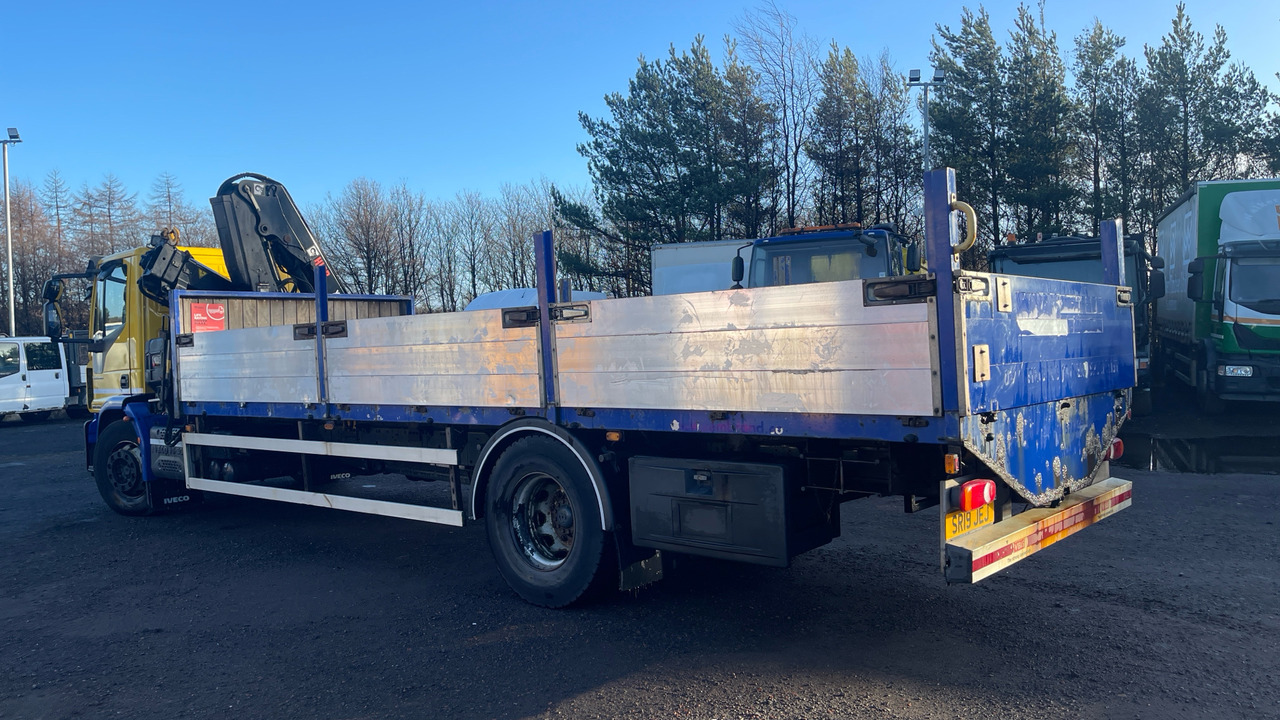 IVECO EUROCARGO 180-280 - Vrachtwagen met open laadbak, Kraanwagen: afbeelding 3 IVECO EUROCARGO 180-280 - Vrachtwagen met open laadbak, Kraanwagen: afbeelding 3