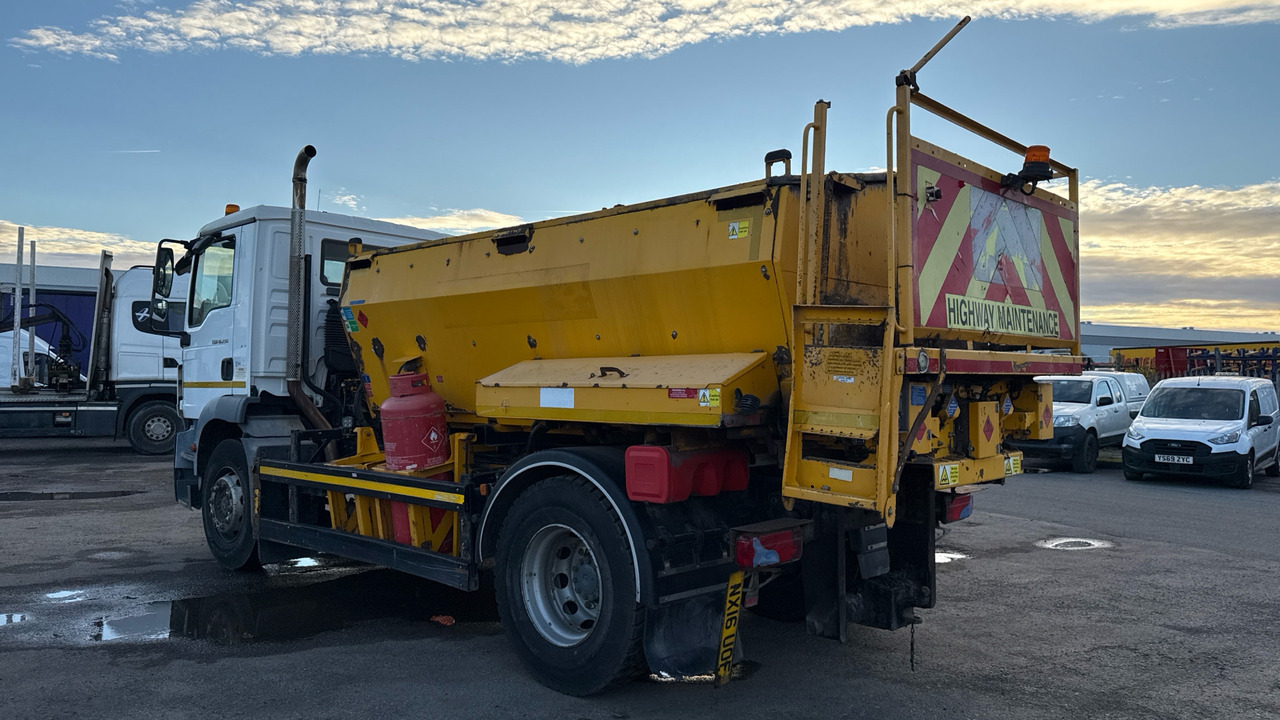 MAN TG-M 18.250 - Asfaltmachine: afbeelding 3 MAN TG-M 18.250 - Asfaltmachine: afbeelding 3