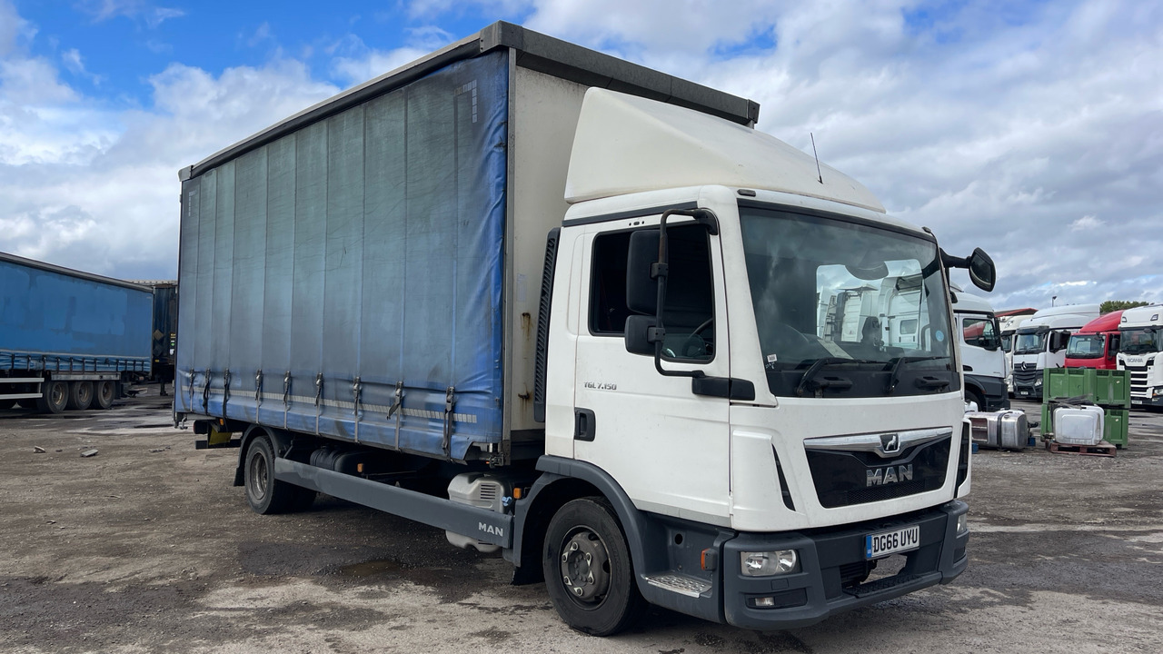 MAN TGL 7.150 - Schuifzeilen vrachtwagen: afbeelding 1 MAN TGL 7.150 - Schuifzeilen vrachtwagen: afbeelding 1
