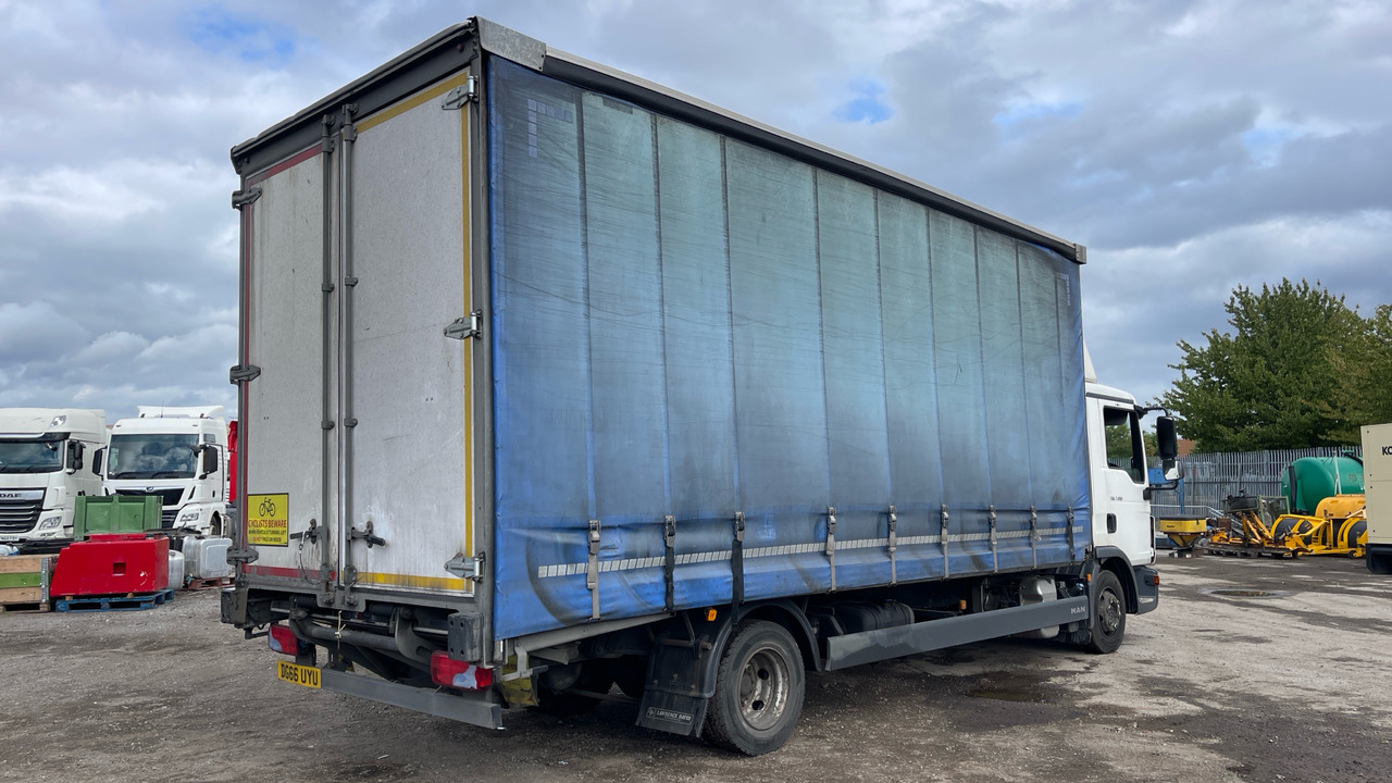 MAN TGL 7.150 - Schuifzeilen vrachtwagen: afbeelding 4 MAN TGL 7.150 - Schuifzeilen vrachtwagen: afbeelding 4