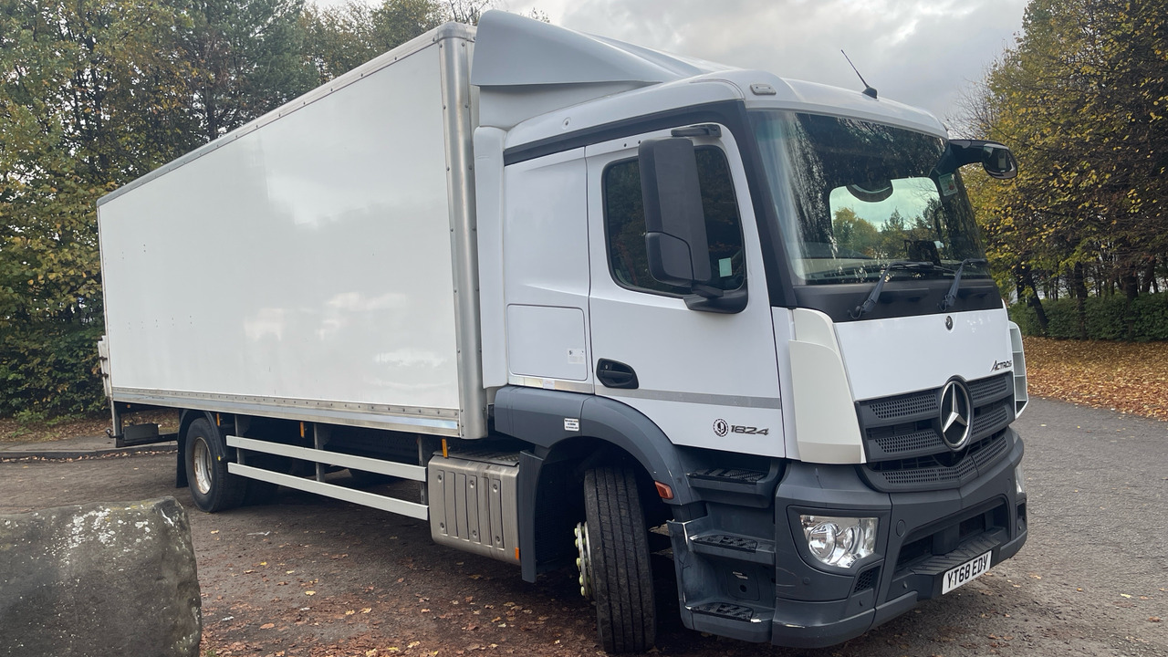 MERCEDES-BENZ ACTROS 1824 - Bakwagen: afbeelding 1 MERCEDES-BENZ ACTROS 1824 - Bakwagen: afbeelding 1