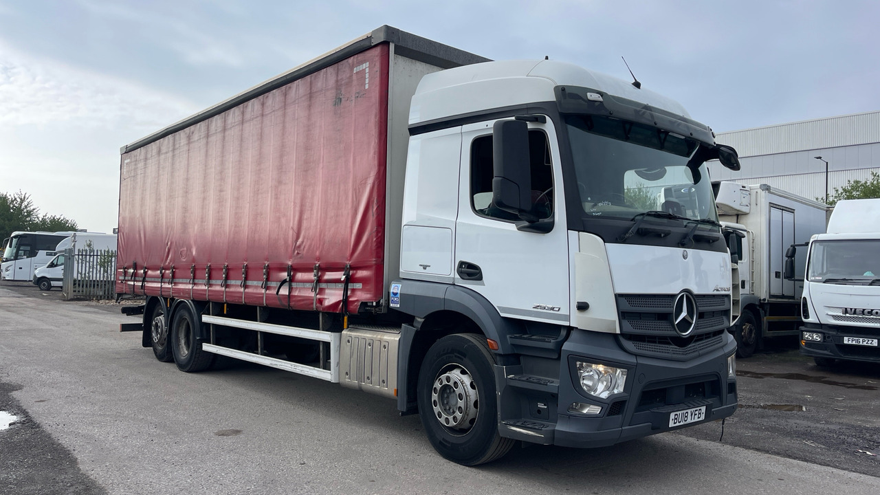 MERCEDES-BENZ ACTROS 2530 - Schuifzeilen vrachtwagen: afbeelding 1 MERCEDES-BENZ ACTROS 2530 - Schuifzeilen vrachtwagen: afbeelding 1